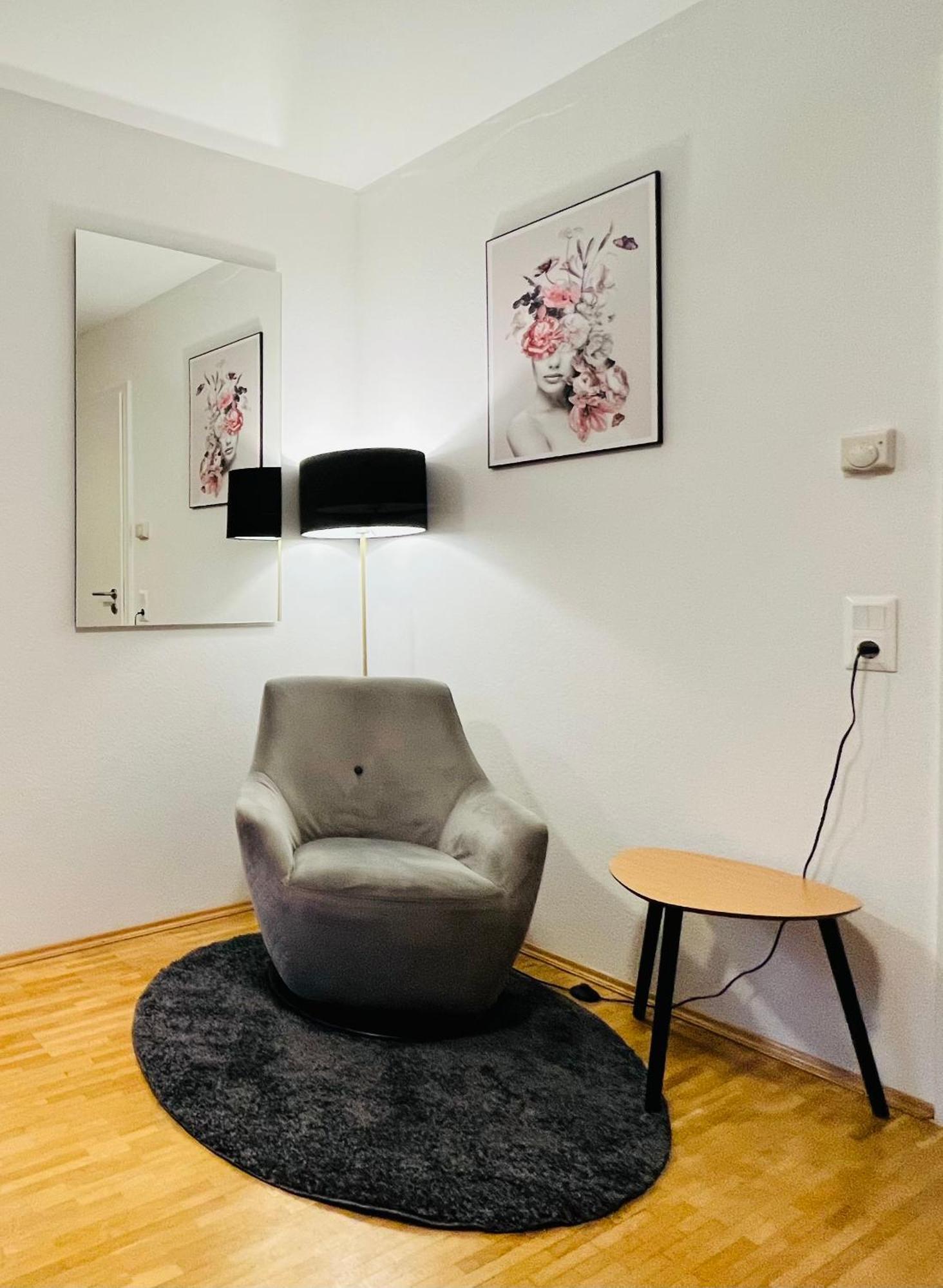 Stylish Apartment Naehe Hbf-Tiefgarage-Lift Hannover Exterior foto